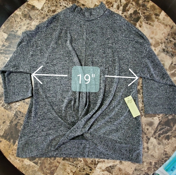 🆕️PerSeption Women's Gray Knotted Front Top Size XL - Picture 5 of 6